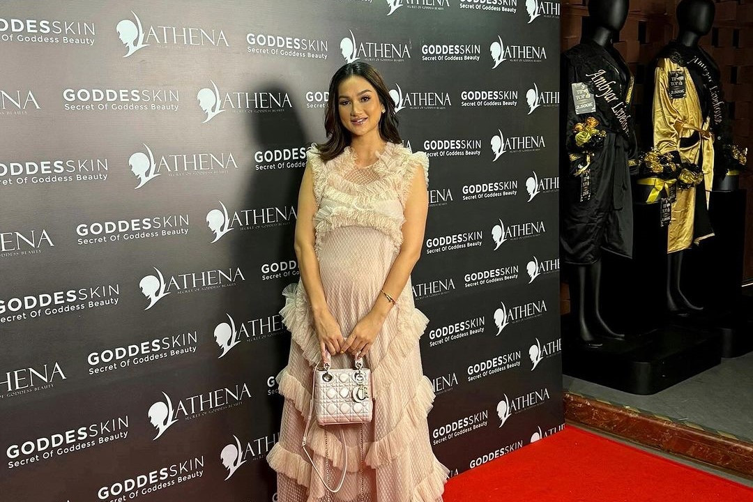 Tengku Dewi Putri Diisukan Cabut Gugatan Cerai, Ini Penjelasan PA Cibinong