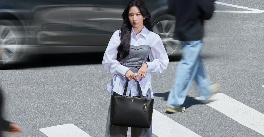 Gandeng Mun Ka Young, TUMI Luncurkan Koleksi Voyageur Leather & 19 Degree Frame