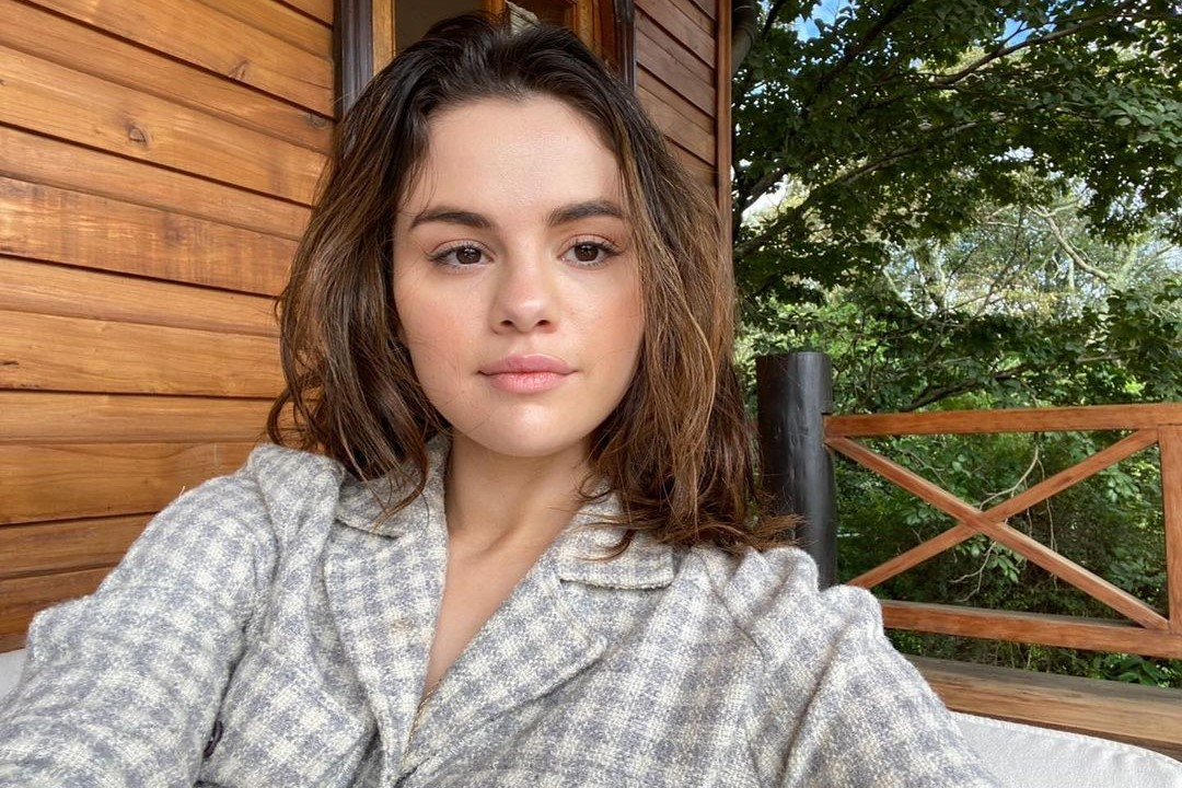 Ngaku Sedih, Selena Gomez Tak Bisa Punya Anak Dari Rahim Sendiri