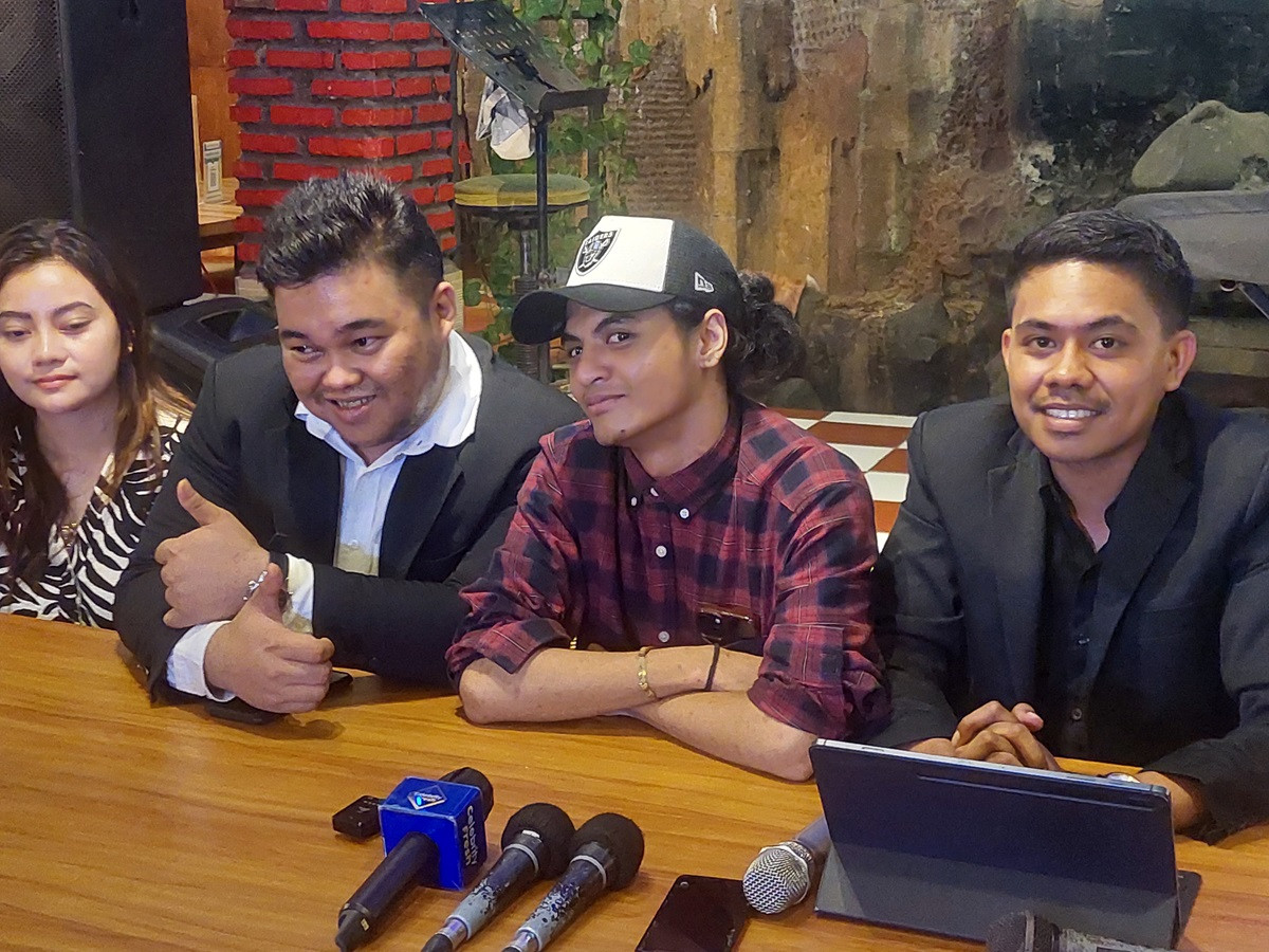 Muncul ke Hadapan Publik, Vadel Badjideh Beri Klarifikasi