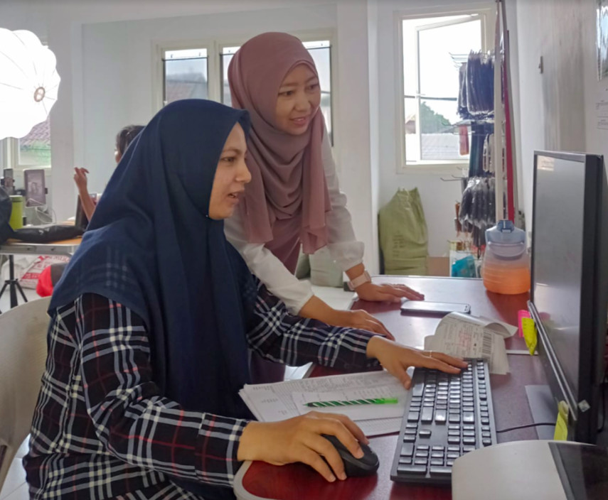 Kekuatan Komunitas di Balik Kesuksesan Couplepreneur Asal Surabaya di Plaftorm Lazada