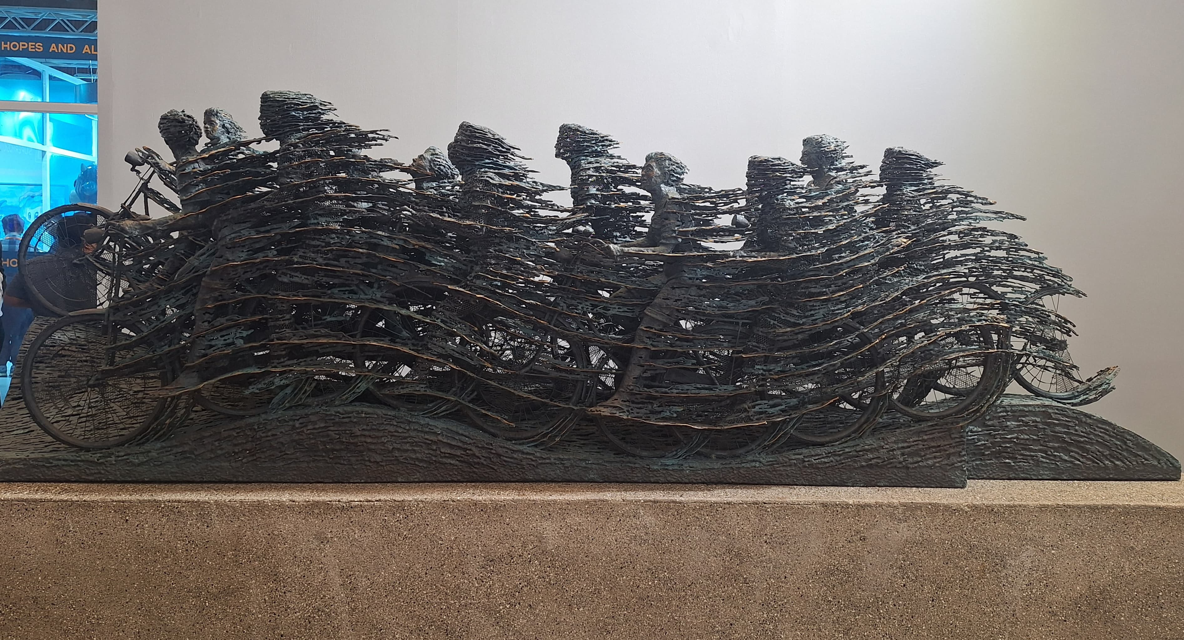 Nyoman Nuarta Hadirkan “Rush Hour V” di Art Jakarta 2024