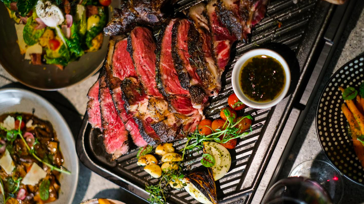 Cutt & Grill Raih Penghargaan “Best Premium Steakhouse 2024” di Exquisite Awards