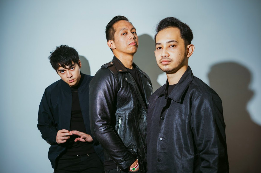 Band Maxime Bouttier "Dear9three" Hadirkan Single Perdana "Bright Side of The Moon"