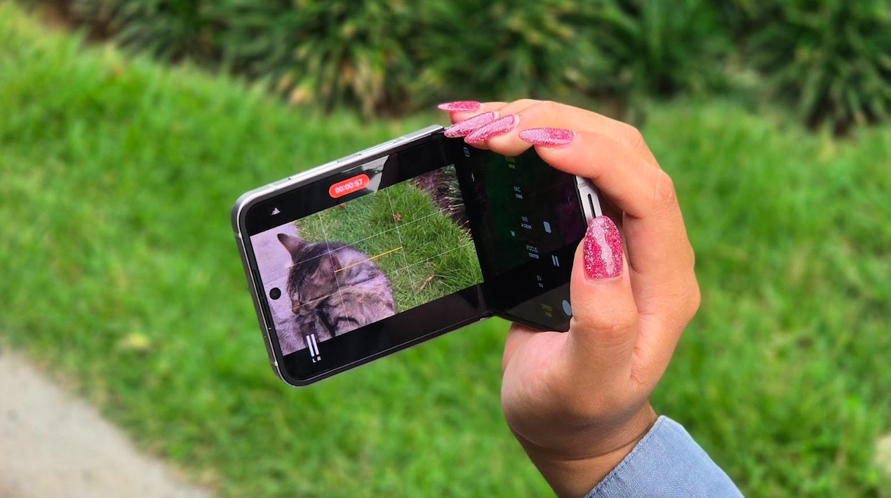 Hasilkan Konten Cinematic, Ini Cara Manfaatin Pro Video Galaxy Z Flip6