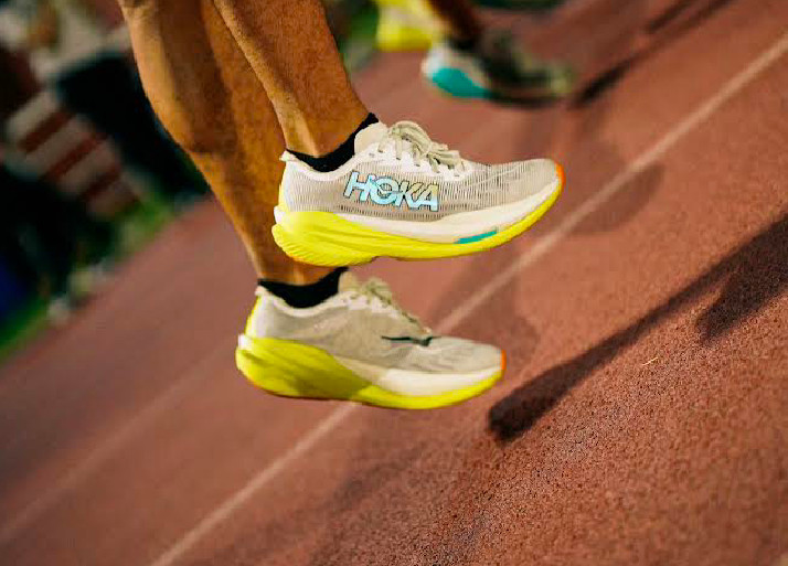 HOKA Ajak Terbang Lebih Tinggi, Hadirkan Toko Terbesar di Surabaya