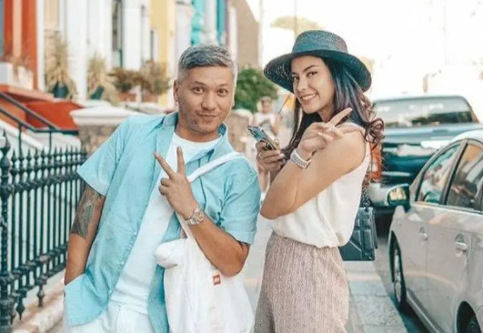 Gading Marten Buka Suara Terkait Hubungannya dengan Medina Dina