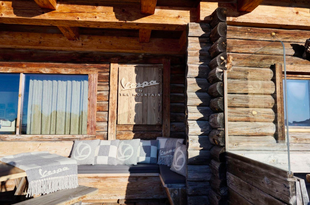 "Vespa By The Mountain", Karya Petualangan Orisinil yang Penuh Gaya & Elegan