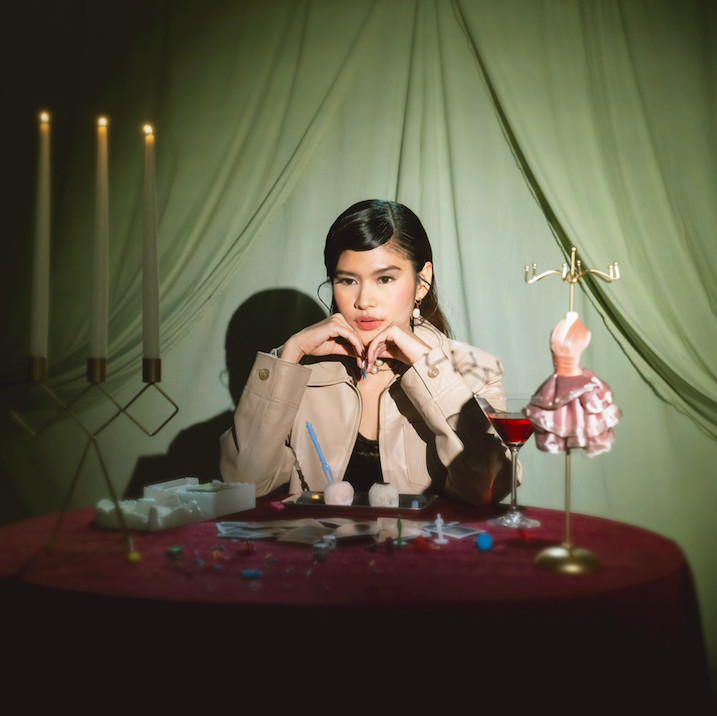 Bernuansa Modern, Riri Moeya Remake Lagu "Bila Ku Ingat"