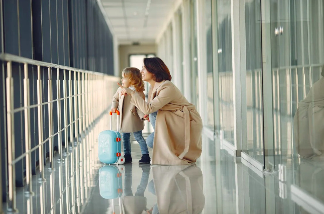 Tak Perlu Boyong Semua Anak, Ini Manfaat Traveling dengan Satu Anak