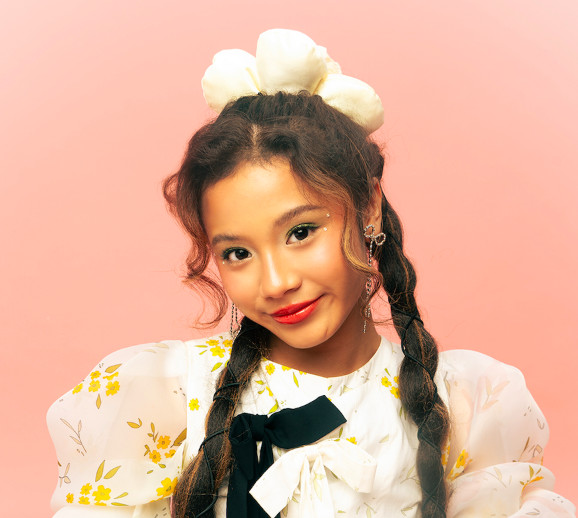 Alaska Sirait Bawa Cahaya Baru Melalui "I Want To Be The Sun"