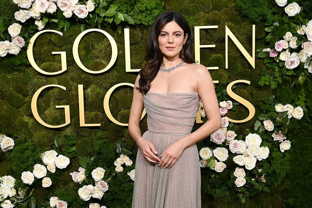 Monica Barbaro dan Andrew Garfield Dikabarkan Berpacaran