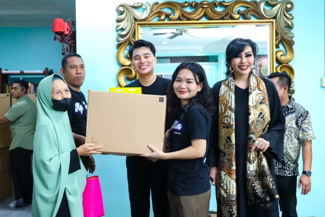 Cahaya Manthovani dan Kenshie Lie Inisiasi Kegiatan "For Ramadhan with Love"