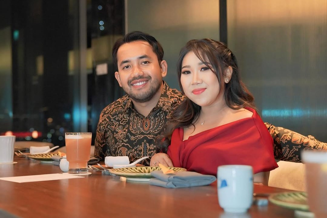 Lahirkan Anak Pertama, Kiky Saputri Tulis Pesan Romantis Untuk Suami