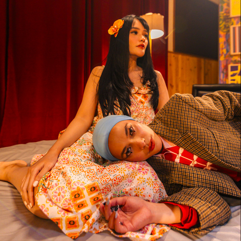 Bersama Fanny Soegi, Mitty Sazia Rilis "Untuk Perempuanku di Cermin"