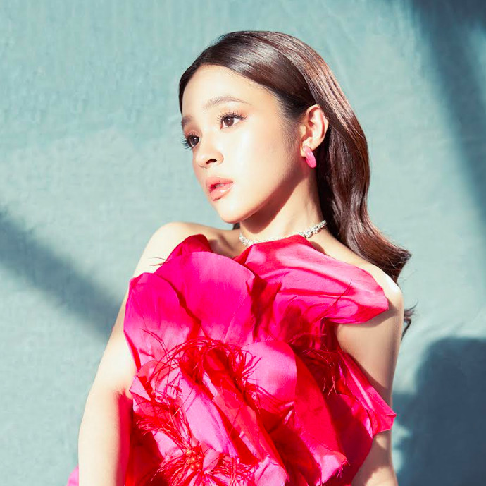 Elsa Japasal Rilis Singel Debut "Pernah Dicinta"