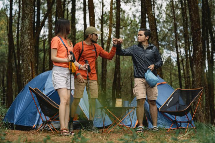 10 Barang Wajib untuk Camping Nyaman di Dieng yang Super Dingin