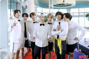 'Run BTS' Break Jadi Tanda BTS Akan Wamil Bersama Tahun 2022?