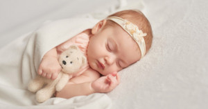 Inspirasi Foto Anak Perempuan yang Bisa Orangtua Coba