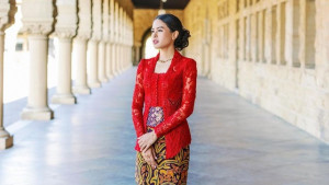 Wisuda Makin Dekat, Ini 5 Tips Pilih Kebaya yang Cocok
