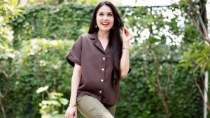 Gemar Gunakan Earth Tone Fashion? Yuk Contek 5 Gaya Ini