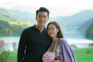 Daebak! Pasangan Hyun Bin dan Son Ye Jin Jadi Pasangan Favorit di Dunia