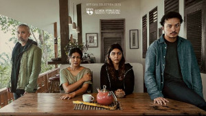 'Paranoia' Film Indonesia Terbaik, Angkat Fenomena Masyarakat Era Pandemik