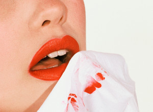 Ini 5 Pilihan Makeup Remover yang Bisa Dicoba