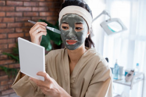 5 Ciri-ciri Masker Spirulina Palsu, Bisa Terlihat dari Kemasan
