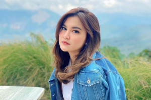 Kepergiaan Ibunda Mahalini Memberikan Kesedihan untuk Suami dan Teman-Teman