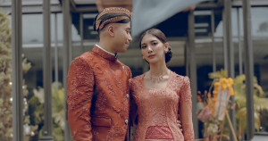 Resmi Dilamar, Vidi Aldiano dan Sheila Dara Pilih Adat Jawa