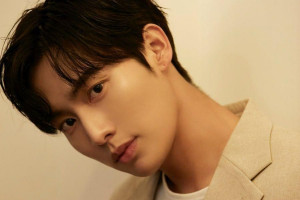 Profil dan Fakta Kwon Hwa Woon, Pemain Drama Mouse