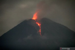 Gunung Semeru Erupsi, Banyak Warga Terjebak di Lokasi Karena Kendala Evakuasi