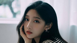 Yein Lovelzy Diisukan Berkencan Dengan Personil BTS, Inilah Kebenarannya