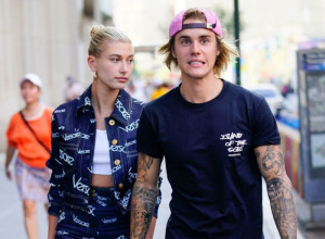Hailey Baldwin Ulang Tahun ke-25, Justin Bieber Tulis Pesan Romantis