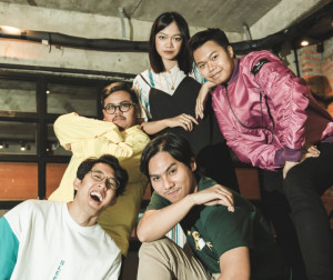 7 Lagu Genre Indie yang Enak Didengar! Cocok Buat Santai di Rumah