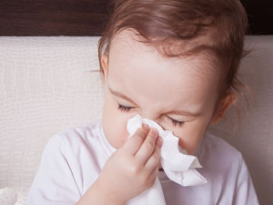 Pilek Cepat Sembuh, Lakukan 7 Cara Tradisional yang Aman untuk si Kecil