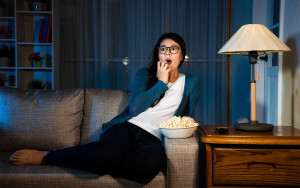 7 Rekomendasi Film Horor Terseram, Berani Nonton Sendirian?