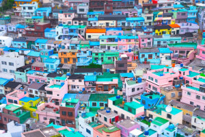 Bangunan Kota Warna-warni di Dunia, Indonesia Juga Ada!