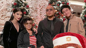 Beda Keyakinan, 7 Seleb Muslim Rayakan Natal Bersama Keluarga dan Pasangan