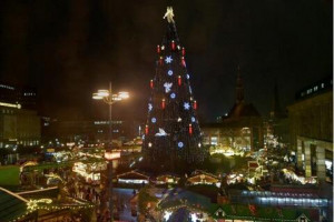 5 Pohon Natal Terbesar yang Pernah Ada di Dunia