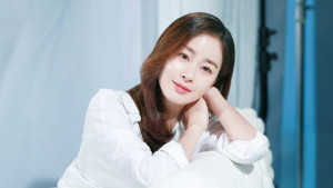 7 Cara Dapatkan Tampilan Wajah Glass Skin ala Wanita Korea