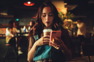 Apa itu Stalking dan Alasan Mengapa Stalking Bisa Menjadi Berbahaya