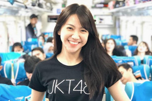 7 Potret Lawas Shanju Eks Member JKT48, Tunangan Jonathan Christie