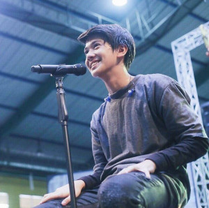 Profil Iqbaal Ramadhan, Artis Muda dengan Segudang Talenta