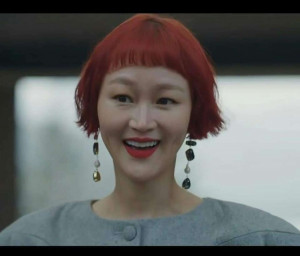 Pernah Menjadi Cameo Drama Vicenzo, Intip Fakta Menarik Lee Hye Jung