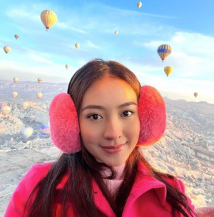 Kunjungi Cappadocia, Intip Liburan Natasha Wilona di Turki