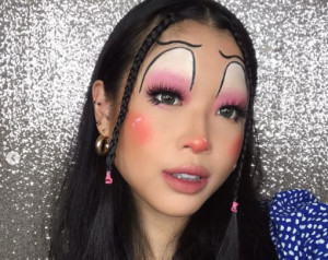 Suka Bikin Makeup Karakter? Berarti Kamu Wajib Punya Alat Ini