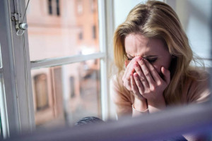 Punya Hati Rapuh! Ini 5 Zodiak yang Terkenal Sensitif