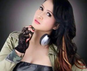 Pedangdut Velline Chu dan Suami Ditangkap Polisi Terkait Kasus Narkoba